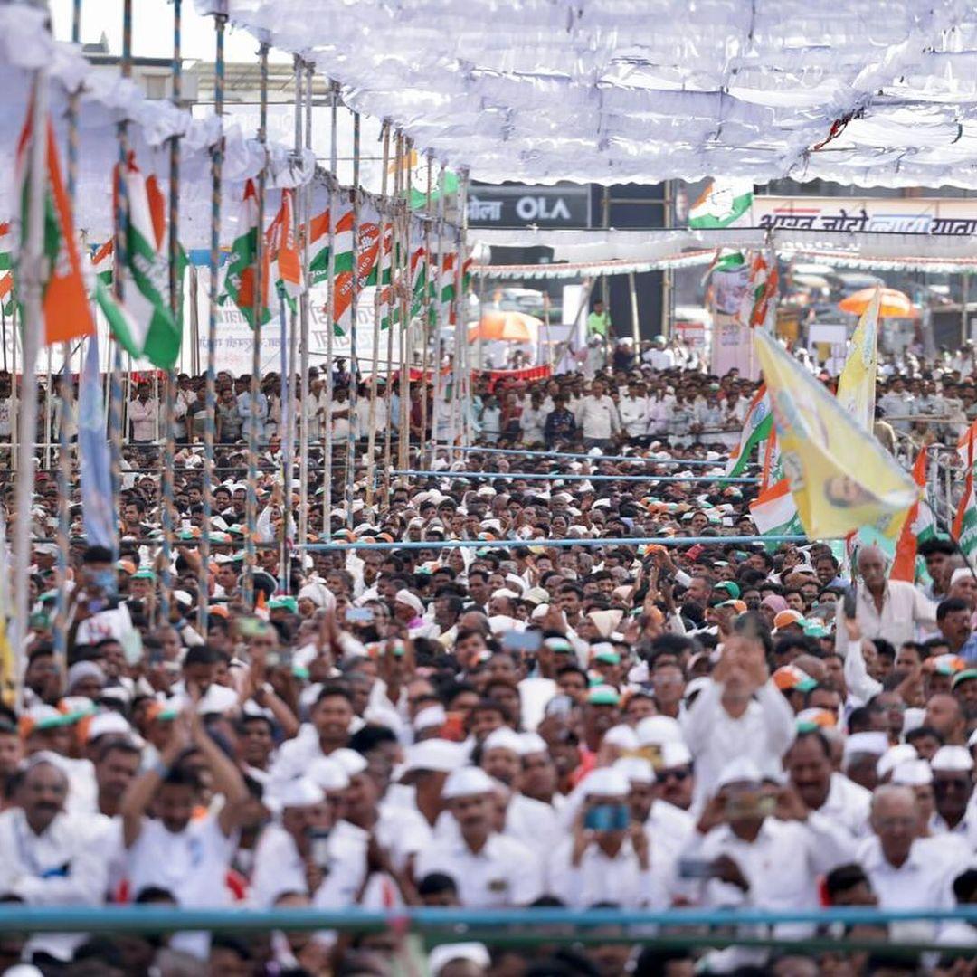 राहुल इसके बार मुंबई में स्थित दादर चैत्यभूमि में एक सभा को संबोधित करेंगे. यह सभा 16 मार्च को होगी. 