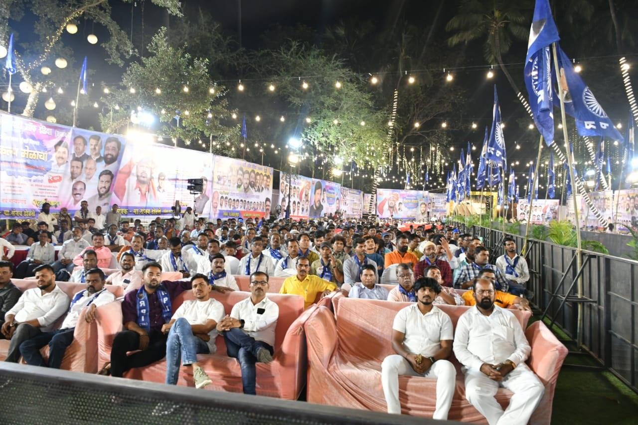 इस दौरान इस सम्मेलन में   रिपेन के दक्षिण मध्य मुंबई जिला अध्यक्ष संजय डोलसे उपस्थित थे. साथ ही रिपेन के राष्ट्रीय महासचिव अविनाश महातेकर, प्रदेश महासचिव गौतम सोनावने, मुंबई अध्यक्ष सिद्धार्थ कसारे, फूलाबाई सोनावने, अभया सोनावने, उषा रामलू, कामू पवार, स्वामी वैदु, महादेव साल्वे, बालासाहेब बनसोडे ने भी अपनी उपस्थिति दर्ज कराई. 