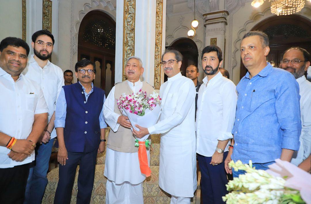 उद्धव ठाकरे ने कहा कि वह व्यापक रूप से सम्मानित व्यक्ति शाहू महाराज के लिए प्रचार करेंगे और जून में नतीजों के बाद उनकी विजय रैली में भी हिस्सा लेंगे. 