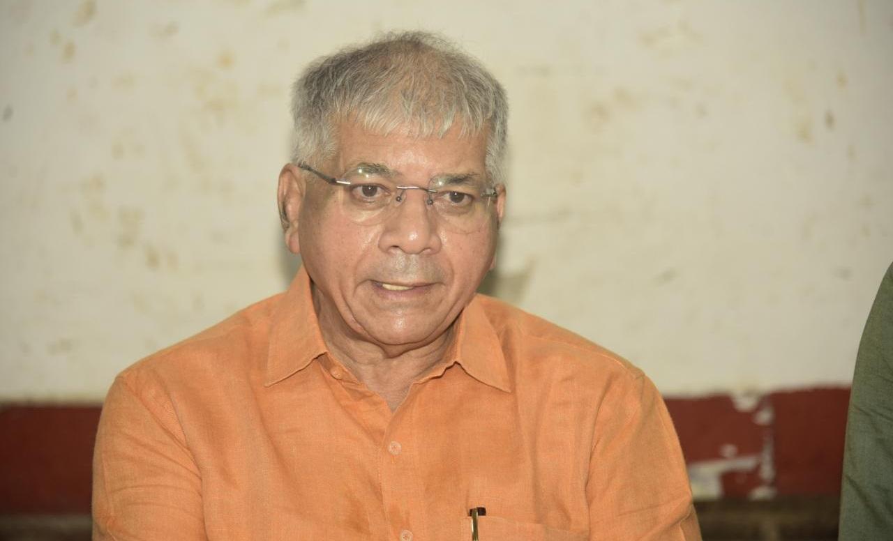महाविकास अघाड़ी के बारे में बात करते हुए आंबेडकर ने बताया कि माविया ने हमें तीन सीटों का प्रस्ताव दिया था. एक अकोला और दो अन्य सीटों के अलावा हमें कोई प्रस्ताव नहीं मिला है.