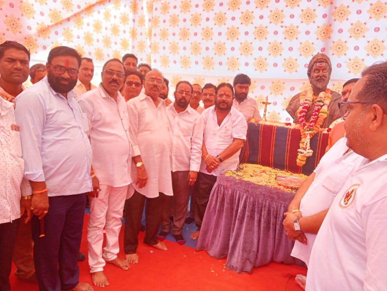 नायगांव के कई इलाकों में अलग-अलग कार्यक्रम आयोजित किए गए.