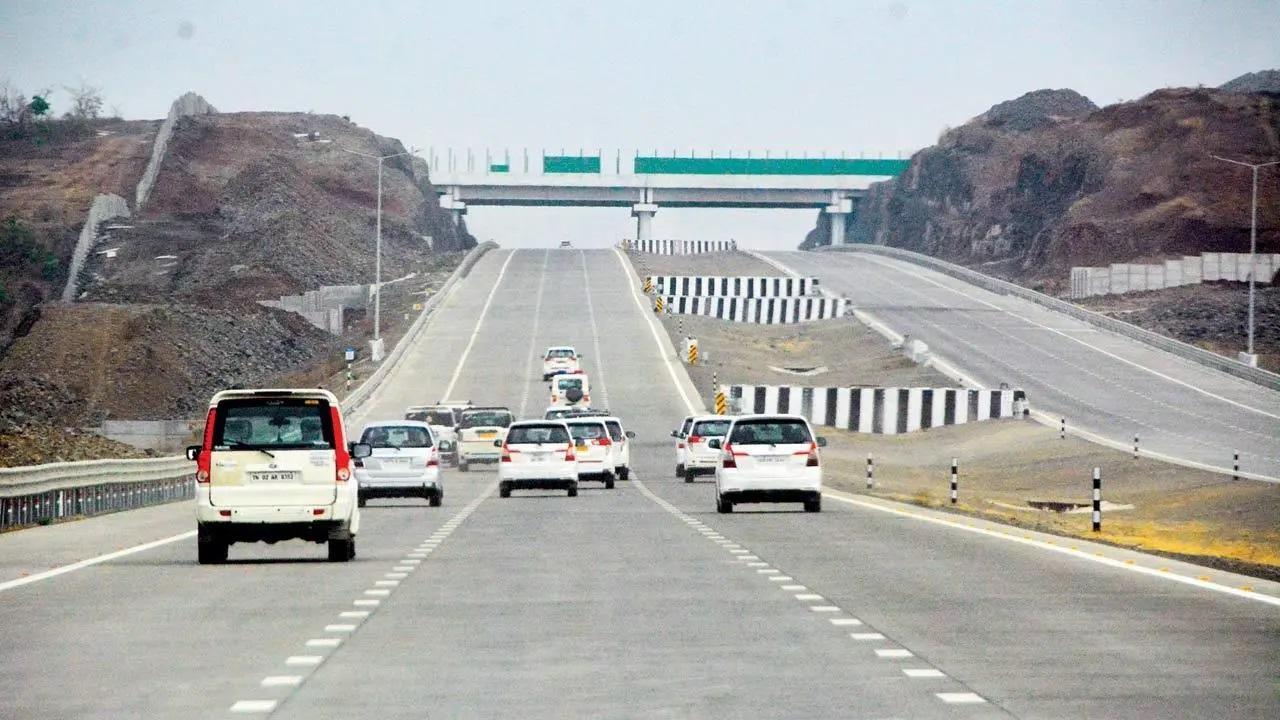 समृद्धि महामार्ग.