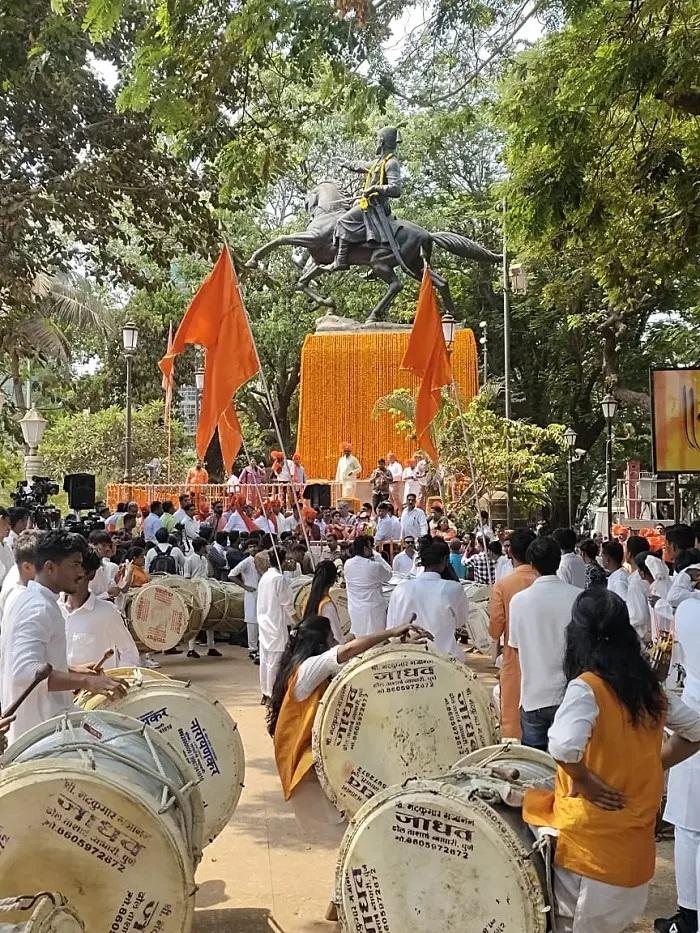 छत्रपति शिवाजी महाराज सबसे महान मराठा शासकों में से एक हैं, जिन्होंने बीजापुर के आदिलशाही सल्तनत से एक क्षेत्र बनाया, जिसने मराठा साम्राज्य की शुरुआत को चिह्नित किया.