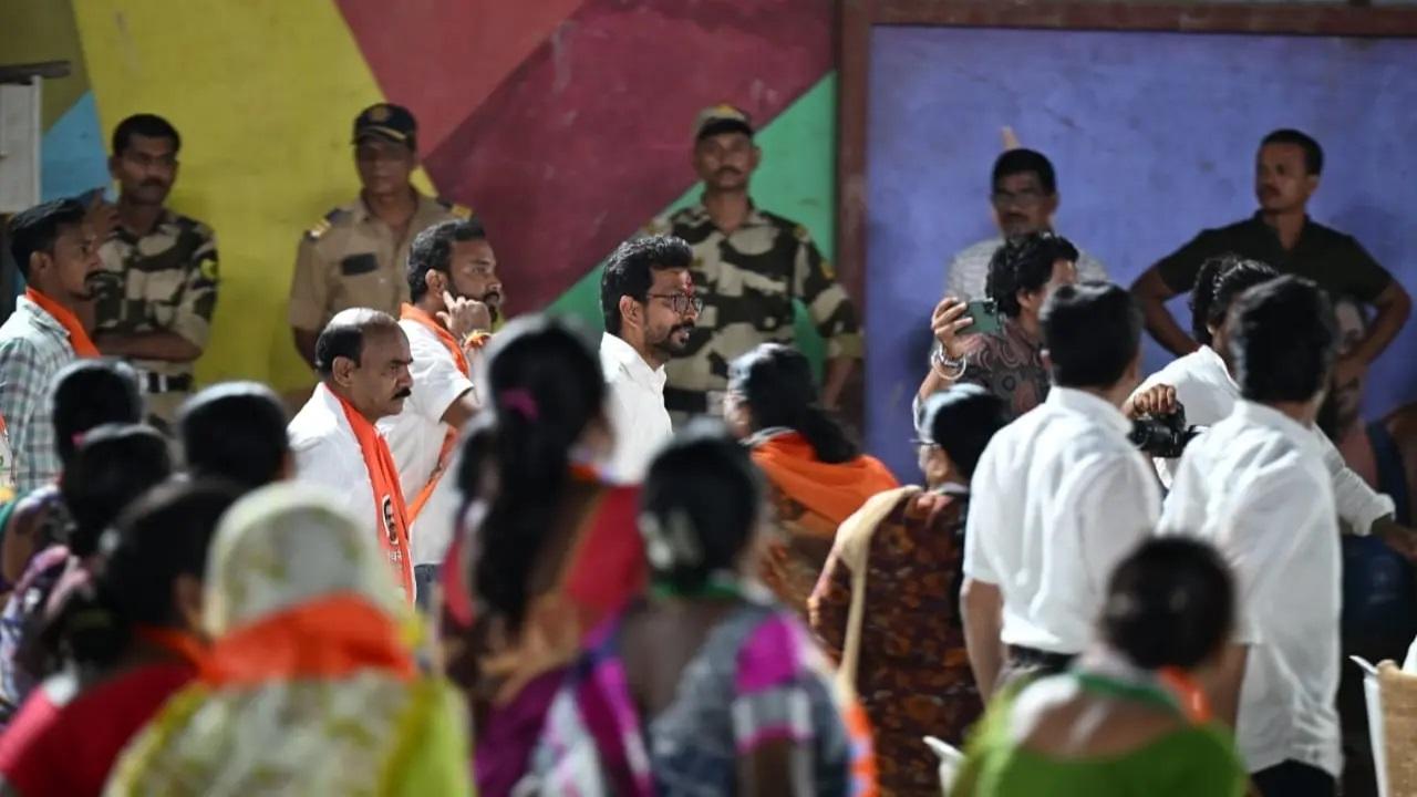 महाराष्ट्र में लोकसभा चुनाव 2024 के पांचवें चरण में 20 मई को मुंबई में मतदान होना है. Pics/Satej Shinde
