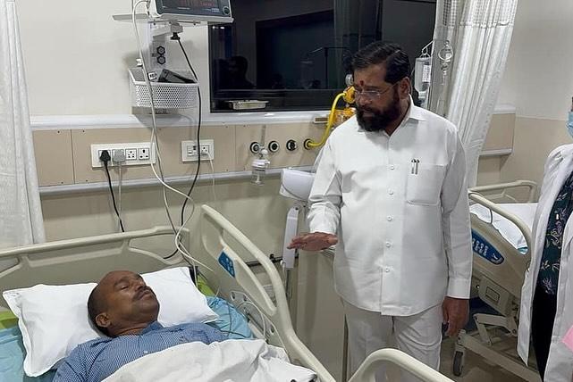 अधिकारियों ने कहा कि डोंबिवली एमआईडीसी क्षेत्र के चरण 2 में स्थित अमुदान केमिकल्स में दोपहर 1.40 बजे के आसपास एक बॉयलर फट गया, विस्फोट और उसके परिणामस्वरूप लगी आग ने आस-पास की फैक्ट्रियों और घरों को प्रभावित किया. 