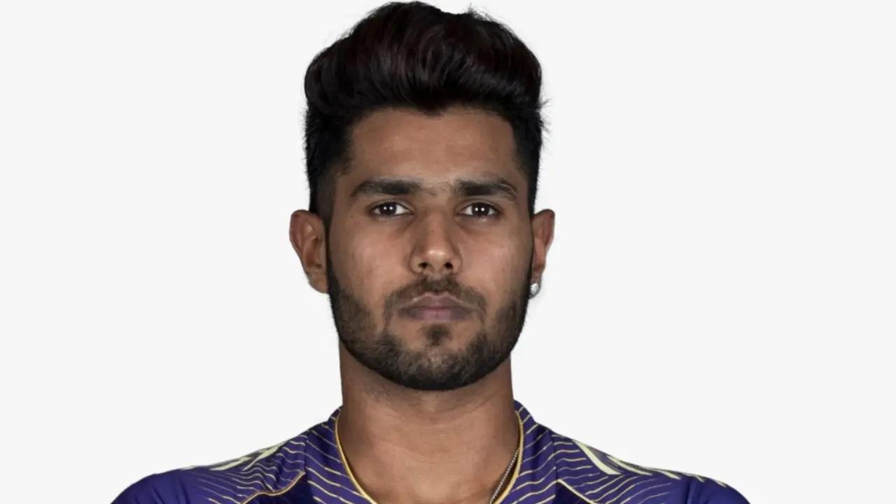 तेज गेंदबाज हर्षित राणा आज कोलकाता के लिए नहीं खेलेंगे क्योंकि बीसीसीआई की आचार संहिता के उल्लंघन के कारण उन पर एक मैच का प्रतिबंध लगा दिया गया है.