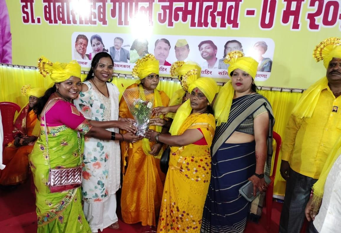 महाराष्ट्र में मातंग समुदाय के अधिकारों के लिए डॉ. बाबासाहेब गोपले ने एक बड़ी एक बड़ी लड़ाई लड़ी है.