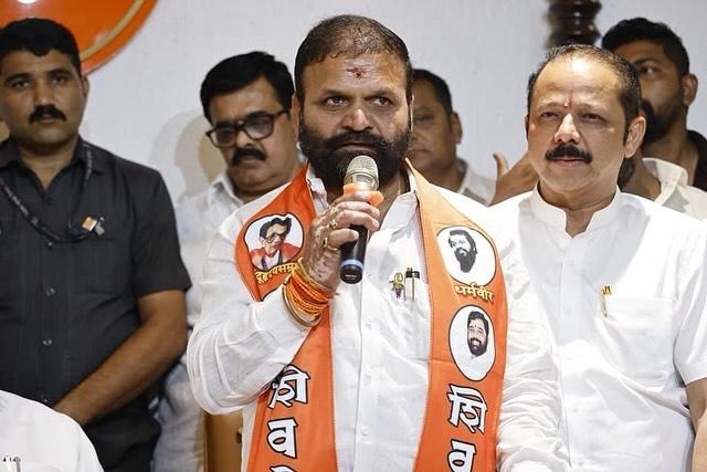 शिवसेना ने नाशिक से मौजूदा सांसद हेमंत गोडसे को फिर से उम्मीदवार बनाया है. नामांकन वापस लेने की आखिरी तारीख 6 मई है.