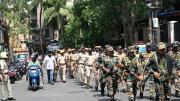 रूट मार्च करते सिपाही. तस्वीरें/ सतेज शिंदे
