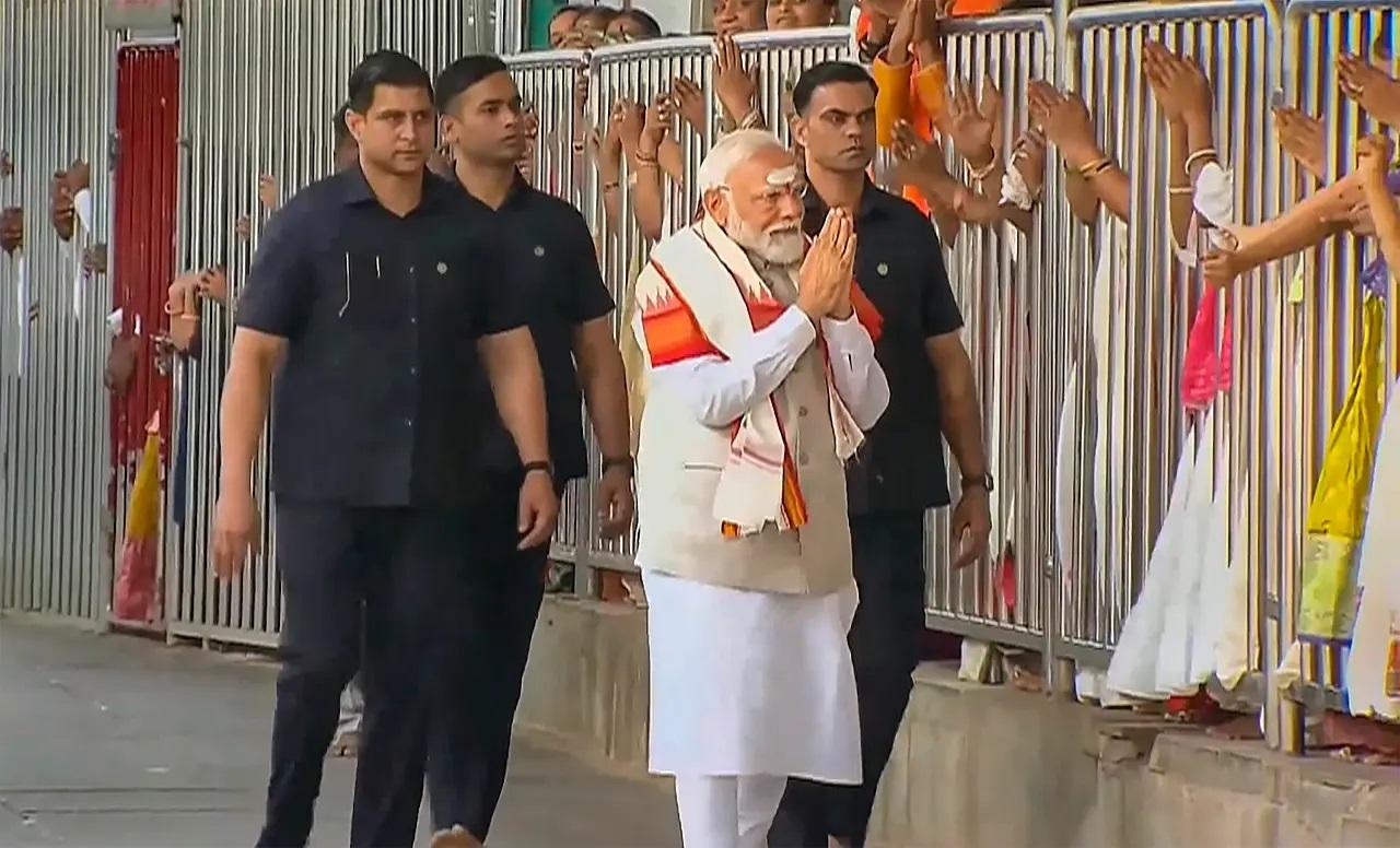 प्रधानमंत्री आज तेलंगाना में अपने चुनाव अभियान की शुरुआत करने वाले हैं.