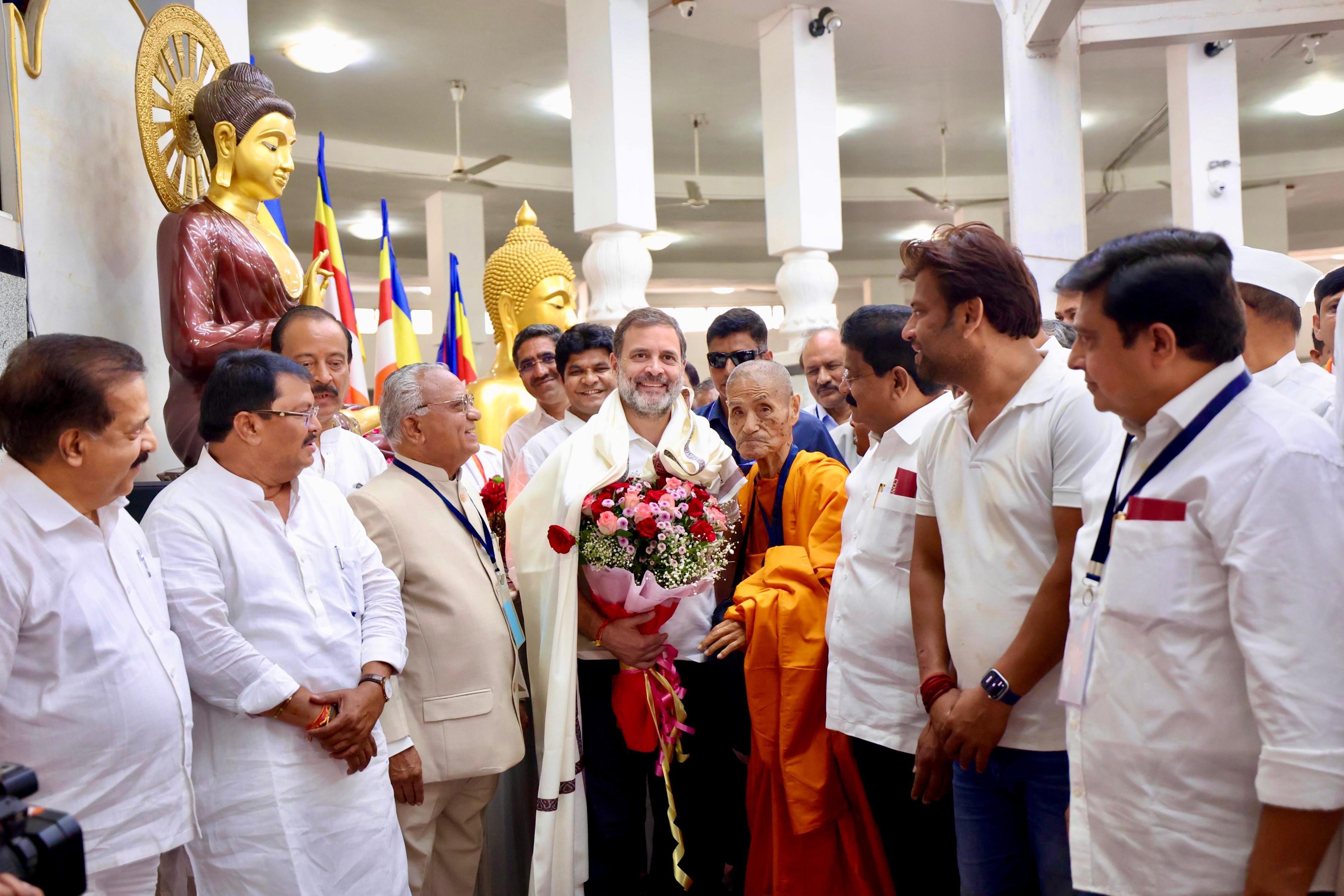 उन्होंने कहा, 