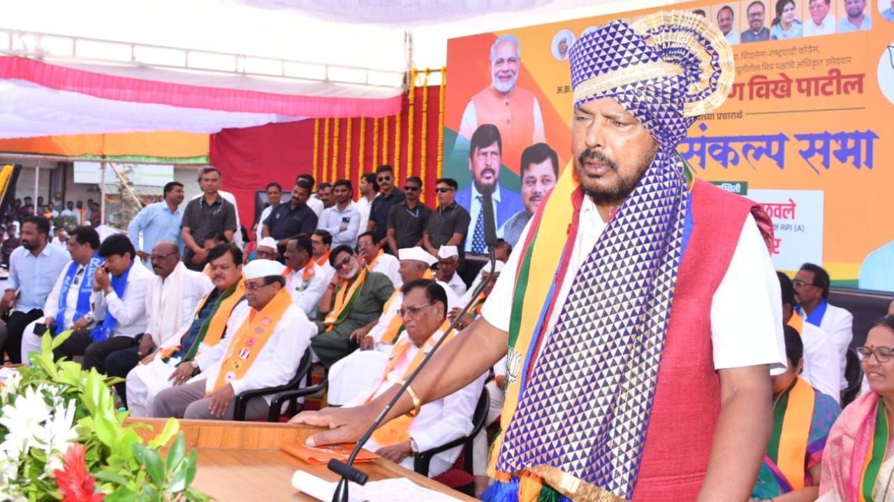 X/Pics, Ramdas Athawale