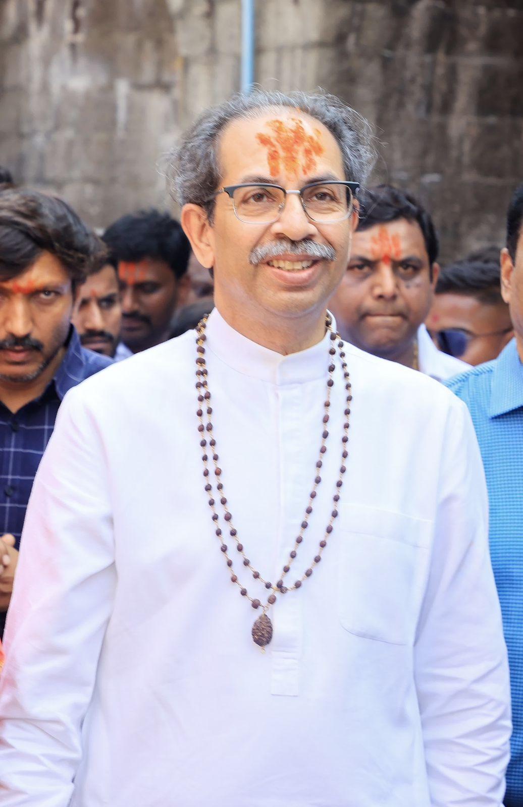 यदि महाविकास अघाड़ी को बहुमत मिलता है, तो शिवसेना (उद्धव बालासाहेब ठाकरे) सरकार गठन में महत्वपूर्ण भूमिका निभाएगी. 