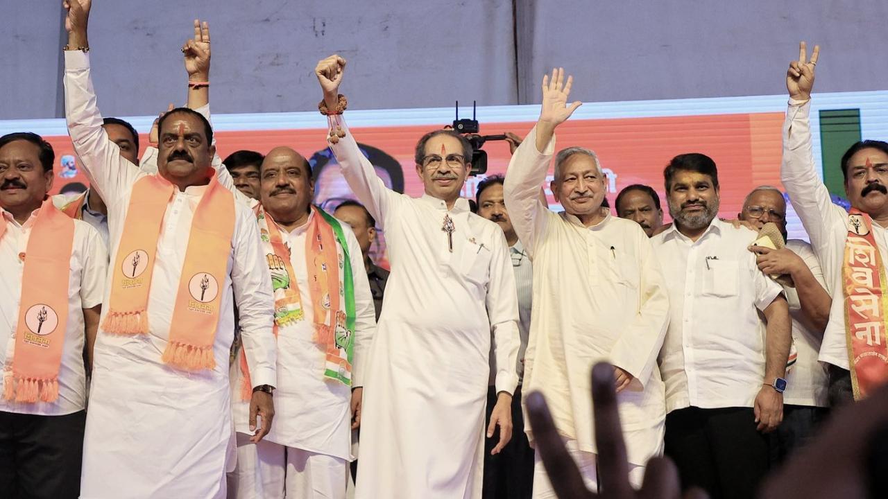 X/Pics, Uddhav Thackeray