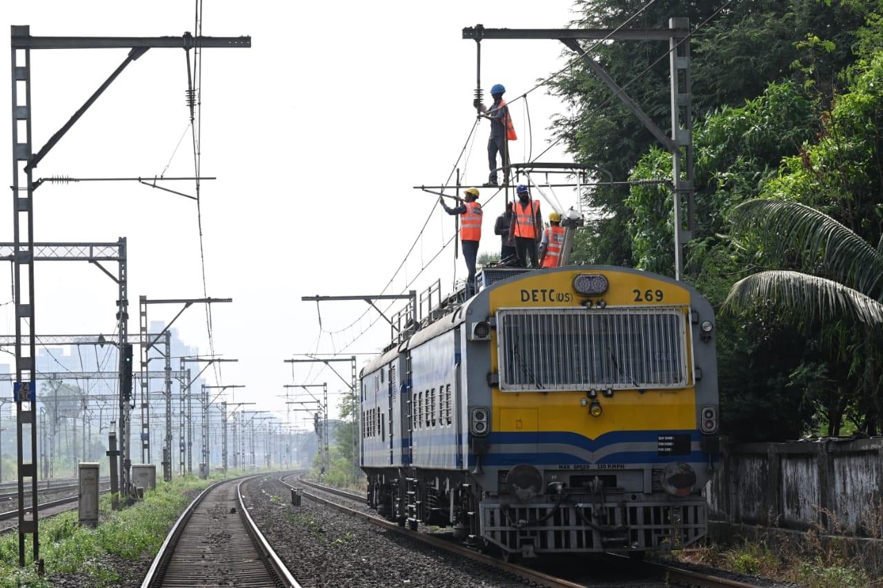 यात्रियों की सुविधा के लिए भविष्य में भी ऐसे ब्लॉकों की जानकारी समय पर प्रदान की जाएगी.