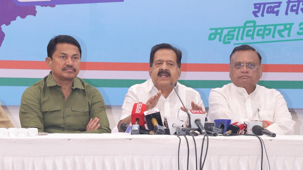 तिलक भवन में एक संवाददाता सम्मेलन में बोलते हुए, रमेश चेन्निथला ने कहा कि लोगों ने लोकसभा चुनाव में कांग्रेस महाविकास अघाड़ी को बड़ी सफलता दी और यह संभव नहीं है कि सिर्फ 5 महीनों में ऐसा बदलाव होगा.