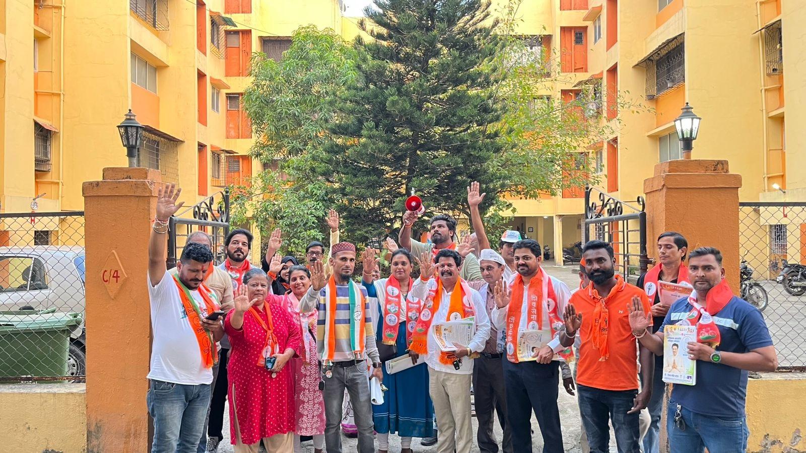 उनके काम और अनुभव को देखते हुए पार्टी ने उन्हें आगामी चुनावों में उम्मीदवार बनाने का फैसला किया.