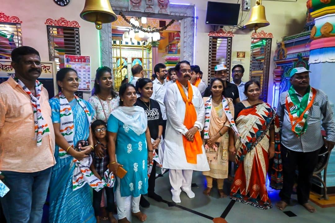 अशोक जाधव कांग्रेस के अनुभवी नेता माने जाते हैं और उनका जनाधार भी मजबूत माना जाता है, जिसे देखते हुए पार्टी ने उन्हें उम्मीदवार बनाने का निर्णय लिया.