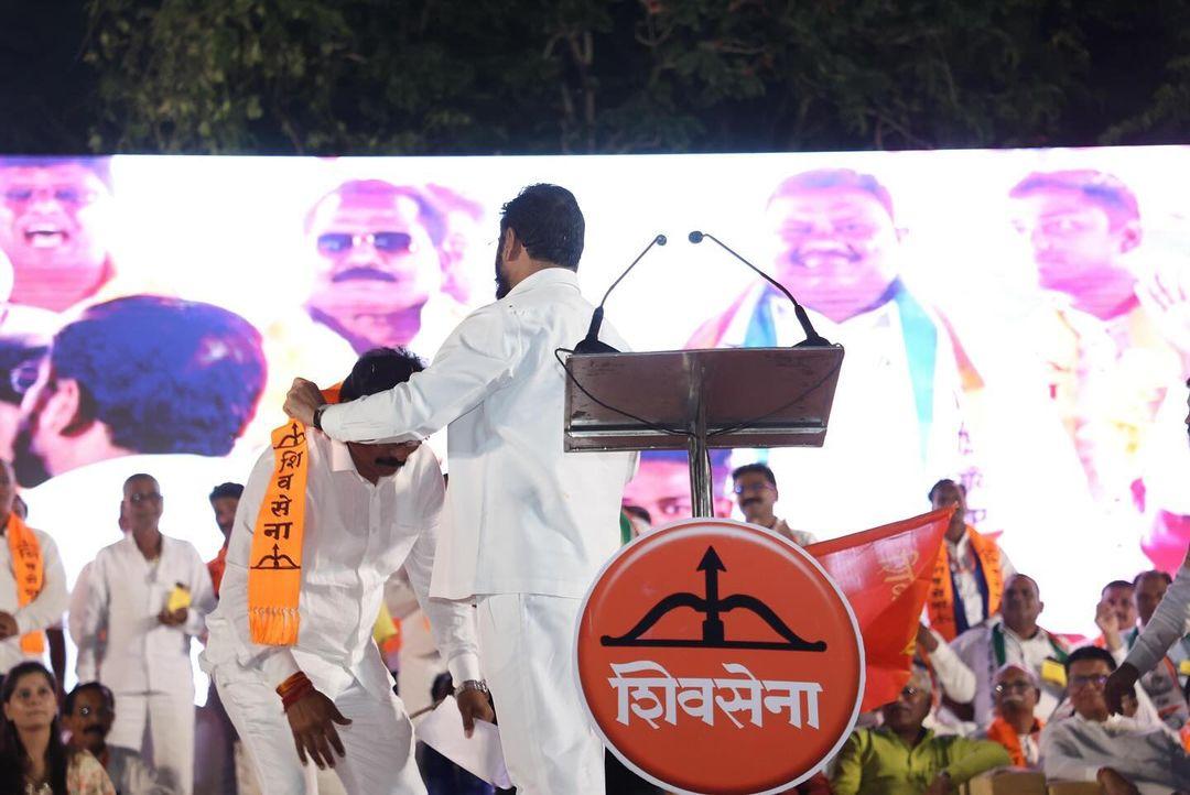और कहा कि पाटिल ने हमेशा क्षेत्र के विकास और लोगों की भलाई के लिए काम किया है. मुख्यमंत्री ने यह भी खुलासा किया कि पिछले दो वर्षों में चंद्रकांत पाटिल के क्षेत्र में विकास कार्यों के लिए 5,000 करोड़ रुपये आवंटित किए गए हैं. 