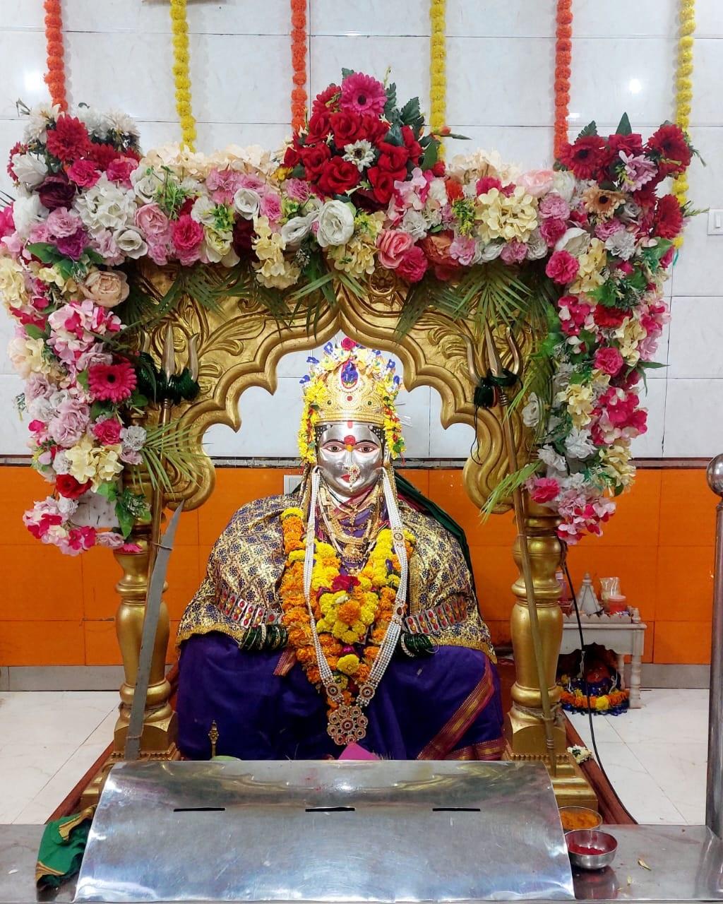 इस आयोजन का मुख्य उद्देश्य भक्तों के बीच समर्पण और सेवा भावना को बढ़ावा देना था. आई एकविरा देवी की पूजा के माध्यम से न केवल देवी के प्रति भक्तों की श्रद्धा को और सुदृढ़ किया गया, बल्कि सामाजिक एकता और सहयोग की भावना को भी बल मिला.