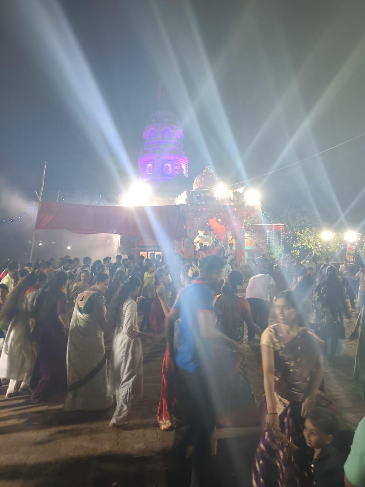 यह धार्मिक आयोजन न केवल धार्मिक महत्व का था, बल्कि इसने कळंब के निवासियों को एकजुट करने और समाज में सेवा भावना को प्रोत्साहित करने का काम भी किया. 