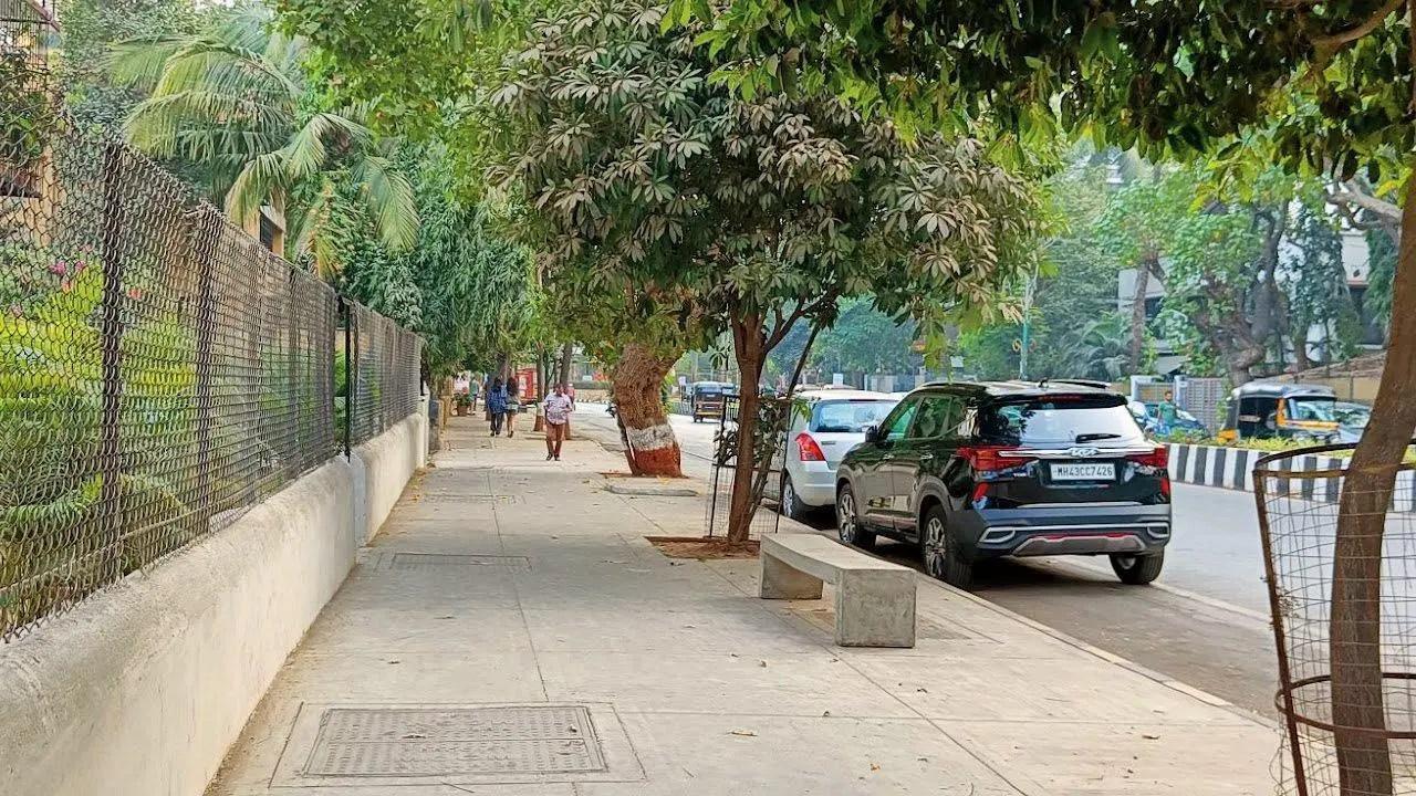 सभी पार्टियों के उम्मीदवारों से शहर में बेहतर पैदल यात्री बुनियादी ढांचे को प्राथमिकता देने की मांग की गई है.