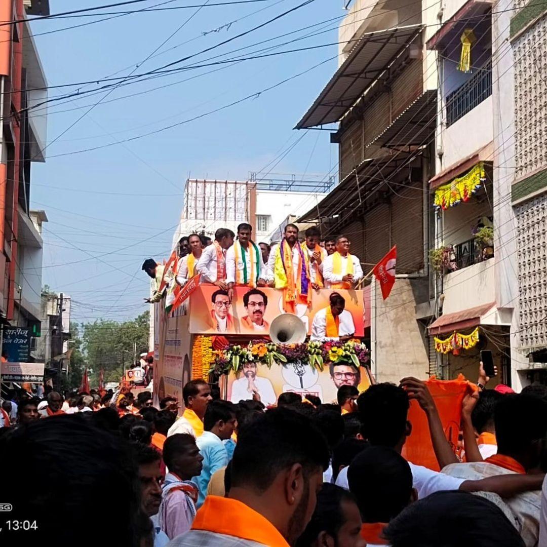 आदित्य ने कहा कि पाटिल ने पार्टी के सिद्धांतों को मजबूती से थामे रखा है और युवा सेना में रहते हुए हमेशा संगठन के विकास के लिए कार्य किए हैं.