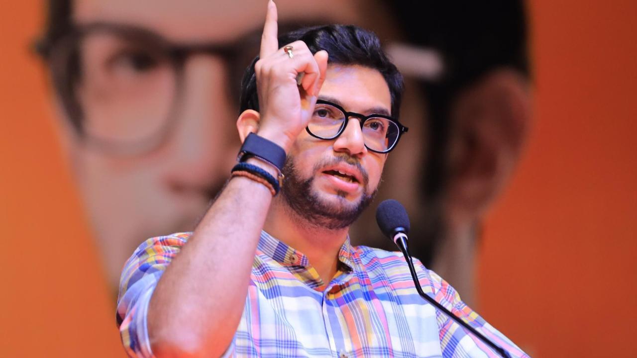 X/Pics, Aaditya Thackeray