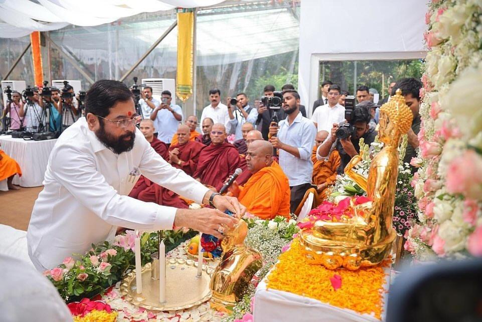 इस आयोजन ने राज्य में सामाजिक और धार्मिक समरसता का एक नया संदेश दिया है. मुख्यमंत्री ने भी इस आयोजन के महत्व को रेखांकित करते हुए कहा कि यह एक ऐतिहासिक अवसर है और ऐसे आयोजन समाज में शांति, प्रेम और भाईचारे की भावना को मजबूत करते हैं. 