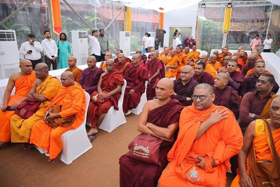 अखिल भारतीय भिक्षु महासंघ के कार्यकारी अध्यक्ष डॉ. भदंत उपगुप्त महाथेरो ने इस अवसर पर तथागत भगवान गौतम बुद्ध के समय के राजा प्रसेनजित का उल्लेख किया, जो इसी प्रकार भोजनदान और धम्मदान करते थे. उन्होंने कहा कि आज उन्हें याद करते हुए इस कार्यक्रम का आयोजन किया गया.