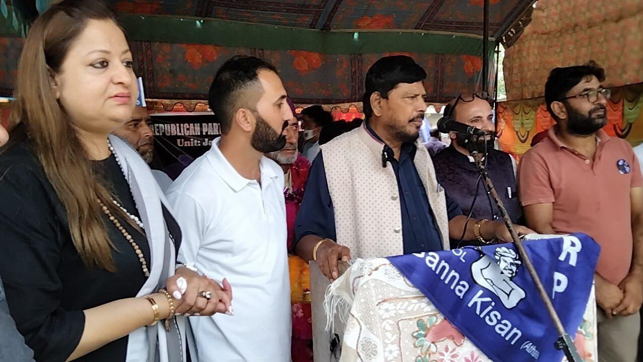 X/Pics, Ramdas Athawale