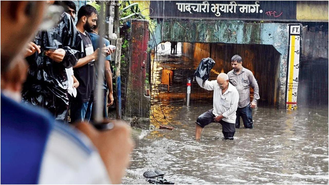 अंधेरी सबवे में हर मानसून में बाढ़ आने का खतरा रहता है। फ़ाइल तस्वीर/अनुराग अहिरे