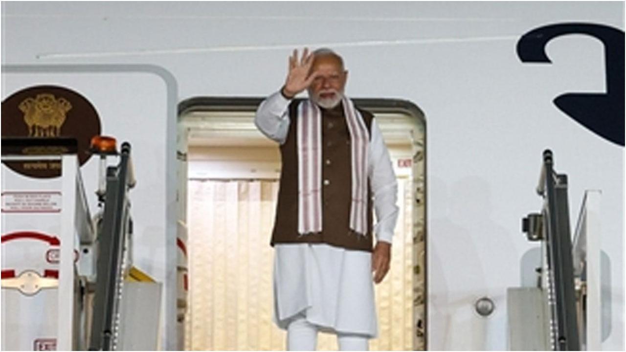 प्रधानमंत्री नरेंद्र मोदी अमेरिका के लिए रवाना (फोटो: पीटीआई)