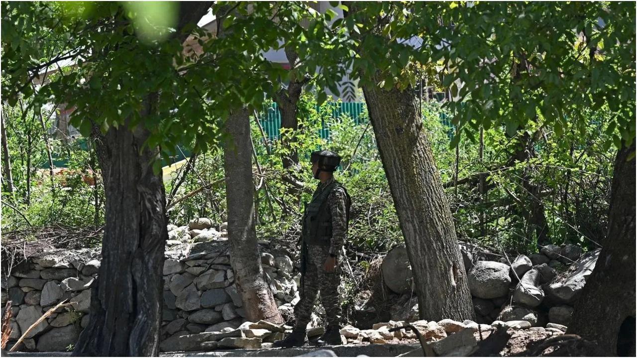 Iभारत अगले 24-36 घंटों में करेगा हमला: पाकिस्तान मंत्री का आरोप, कहा- `योजना है`