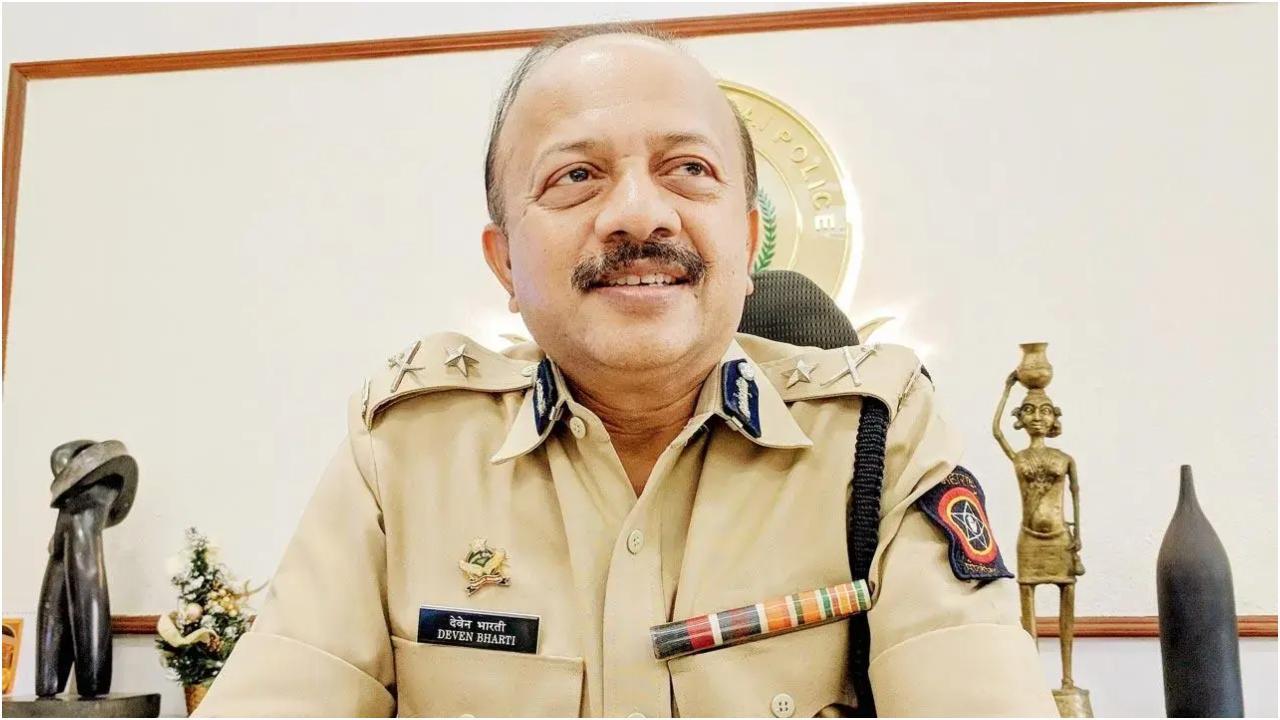 देवेन भारती. फ़ाइल चित्र