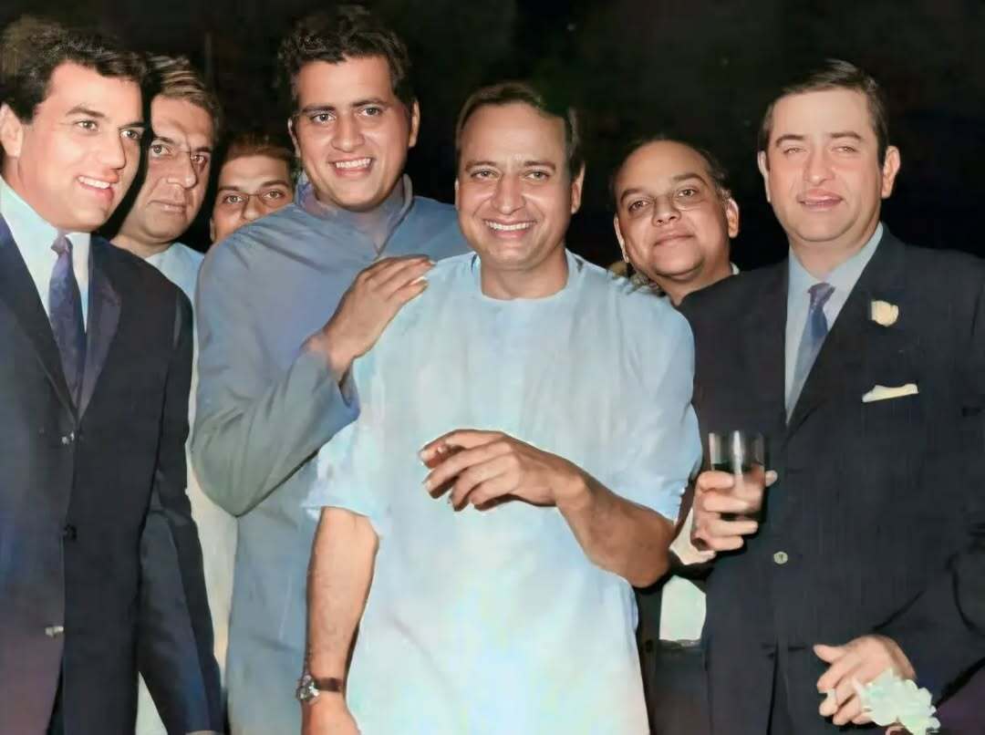 मनोज कुमार ने अपने करियर में कई प्रमुख अभिनेत्रियों के साथ काम किया, जिनमें नंदा, शशि कपूर, सायरा बानो, और हेमा मालिनी जैसी स्टार्स शामिल थीं. उनका सिनेमा में योगदान आज भी नए कलाकारों के लिए प्रेरणास्त्रोत है.