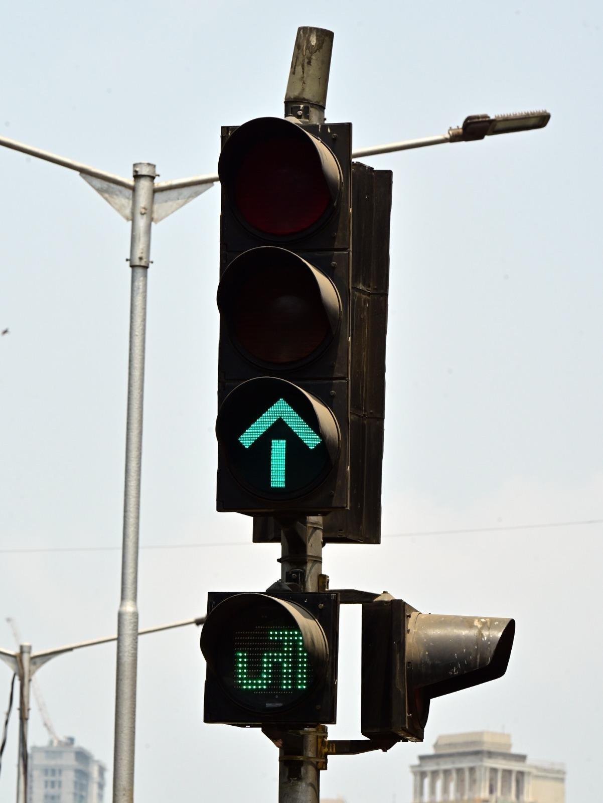 इससे यह सुनिश्चित किया जाएगा कि सरकारी कामकाजी भाषा के रूप में मराठी को बढ़ावा मिले.