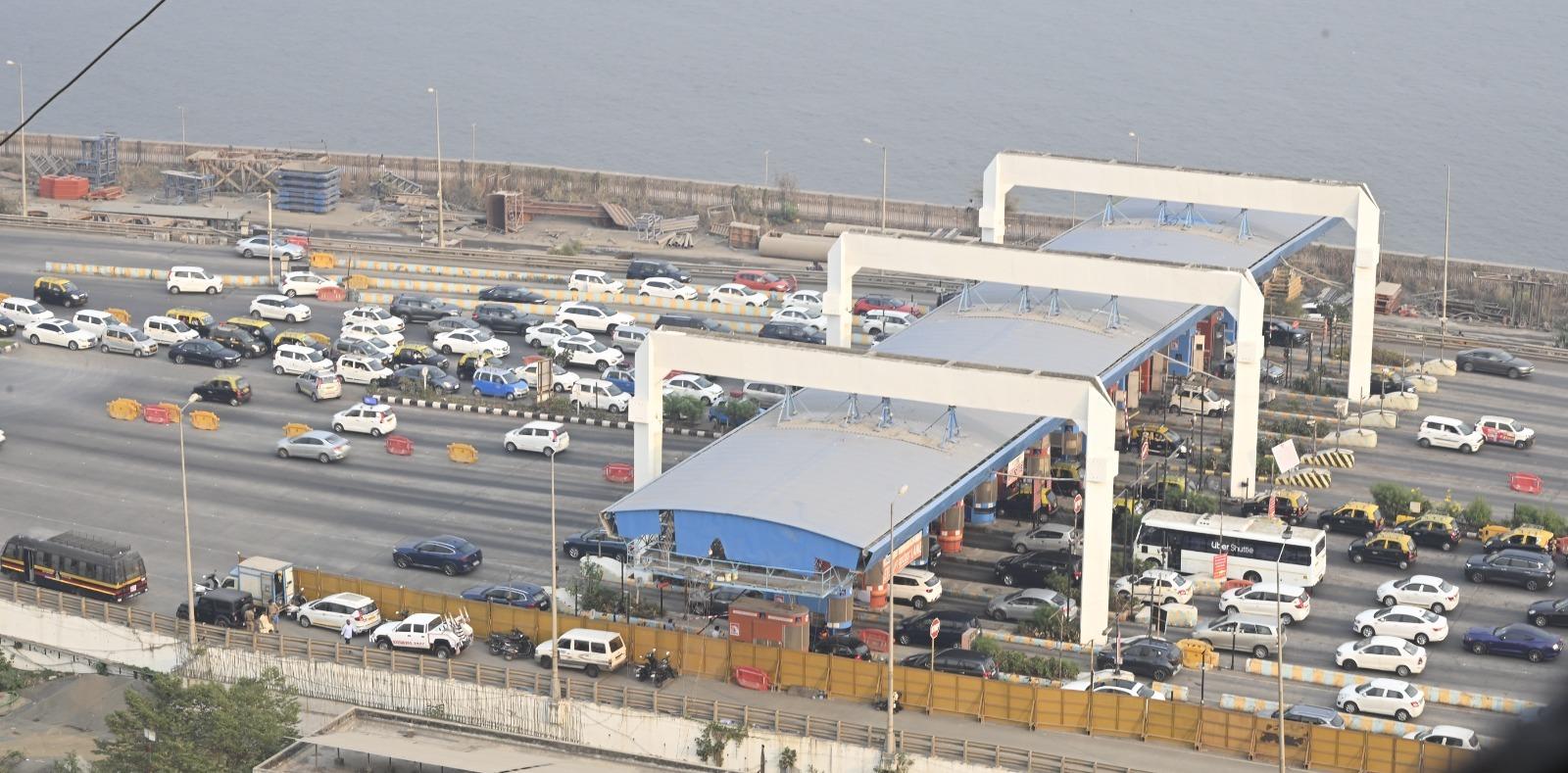 यह निर्णय भारतीय राष्ट्रीय राजमार्ग प्राधिकरण (NHAI) और केंद्रीय सड़क परिवहन एवं राजमार्ग मंत्रालय की सिफारिशों के अनुसार लिया गया है.