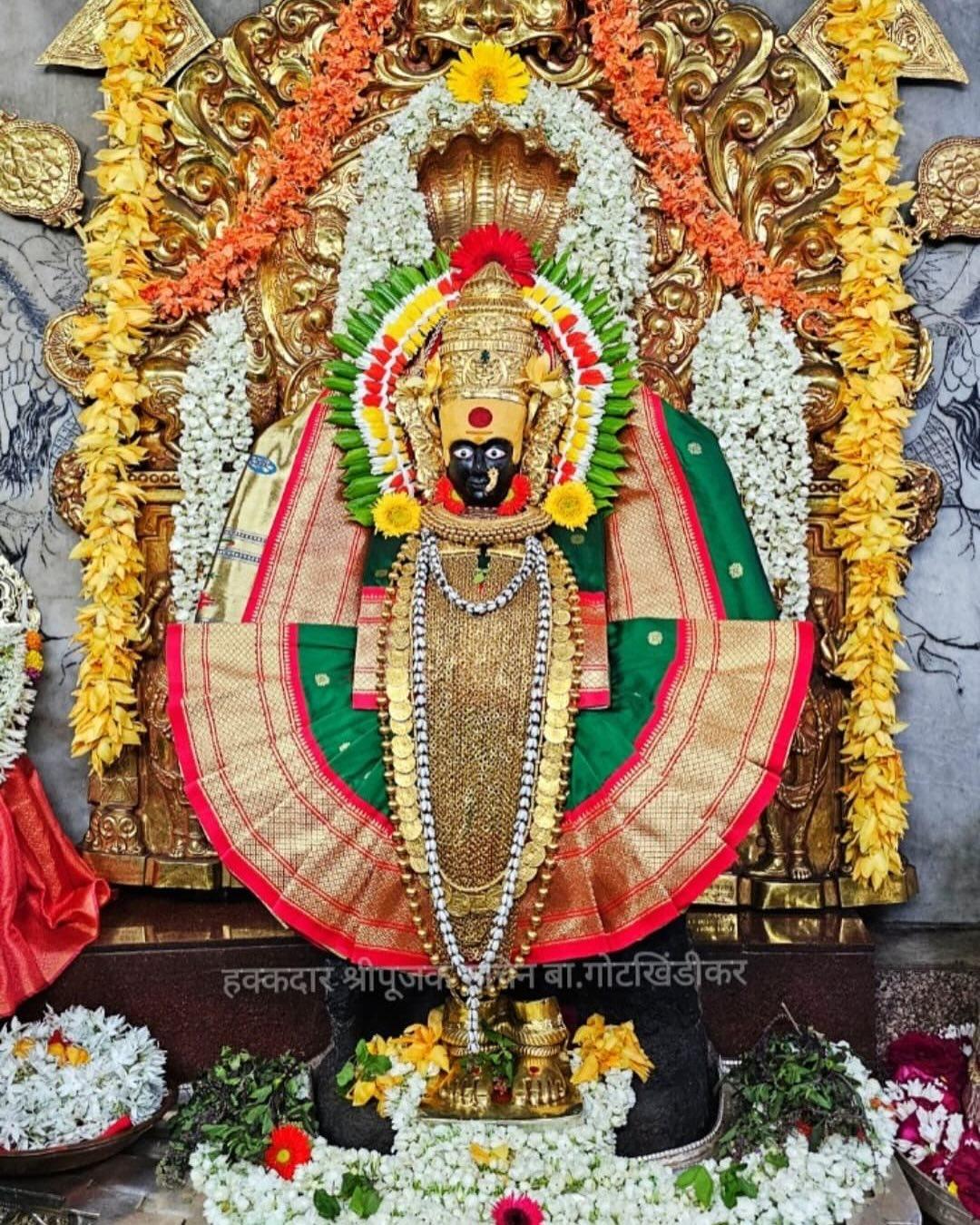 क्योंकि यह न केवल उनके व्यक्तिगत अनुभव को दर्शाती है, बल्कि यह भी बताती है कि वह अपने करियर में आगे बढ़ने के साथ-साथ अपनी धार्मिक आस्थाओं और परंपराओं को भी महत्व देती हैं.