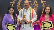 पुरस्कार समारोह एक खास मौके पर हुआ, जिसमें मलेशिया के मशहूर अभिनेता और तमिल बिग बॉस के विजेता मुगेन राव, मलेशियाई शाही परिवार के सदस्य और दुबई के प्रतिष्ठित समाजसेवी जोगा सिंह भी उपस्थित थे.