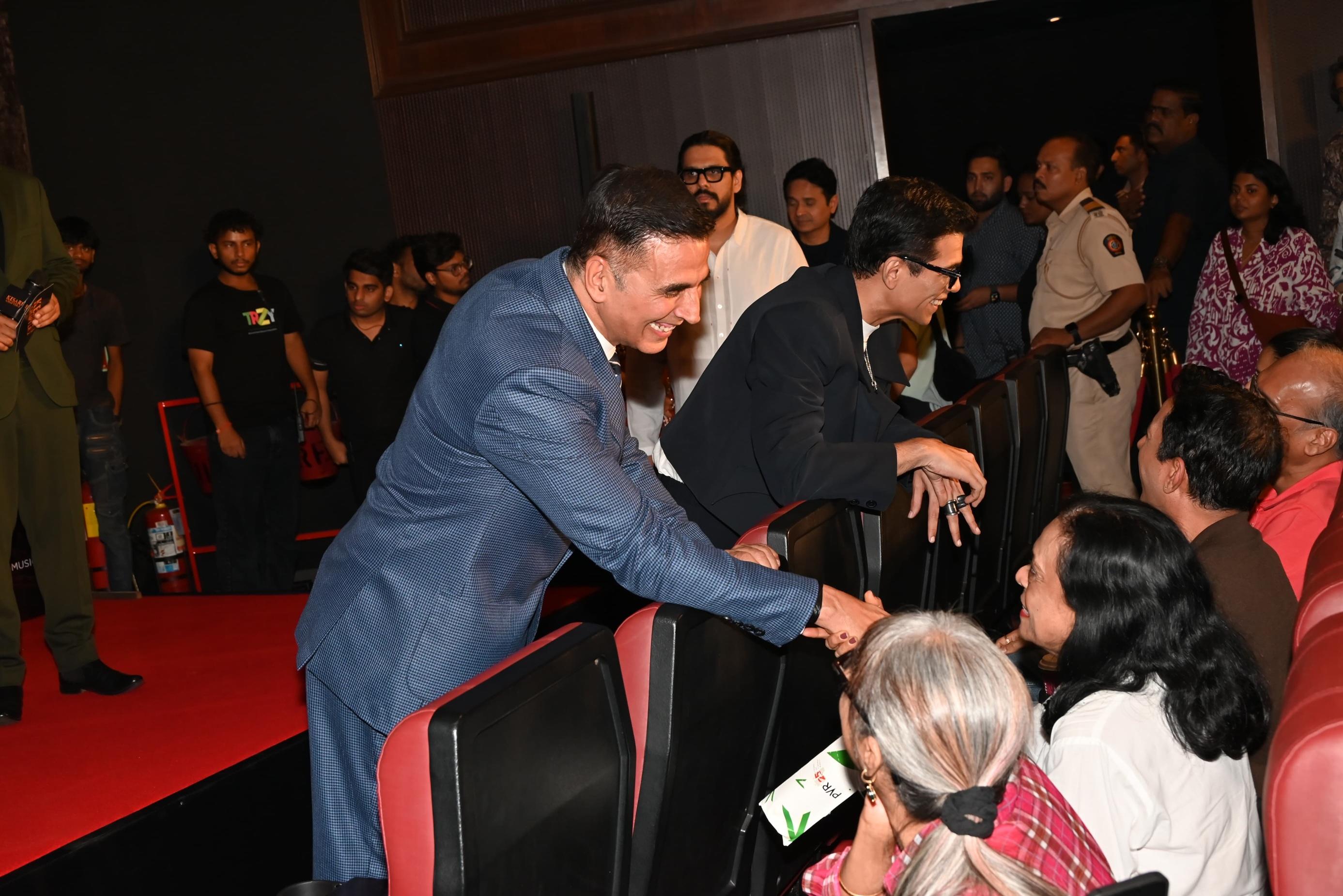 ‘केसरी चैप्टर 2’ यह फिल्म बैरिस्टर सी. शंकरन नायर के जीवन पर आधारित है, जिन्होंने जलियांवाला बाग हत्याकांड की सच्चाई उजागर करने के लिए ब्रिटिश हुकूमत के खिलाफ अदालत में कानूनी जंग लड़ी थी. 