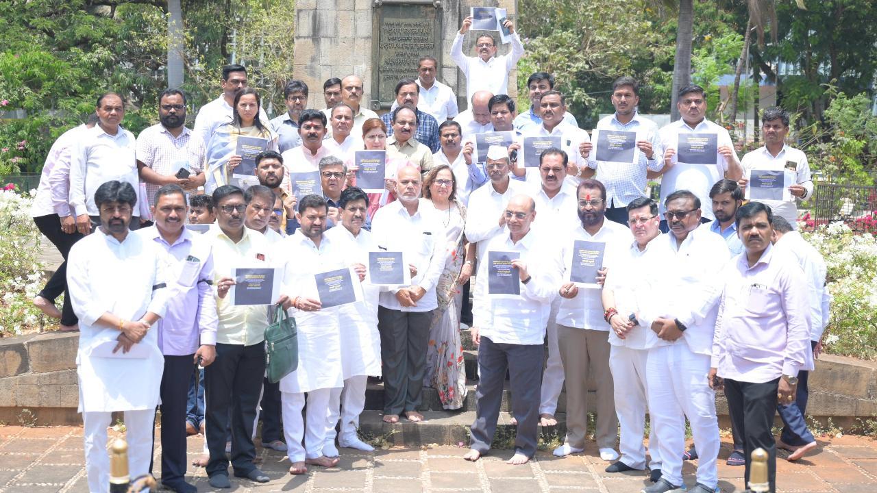 X/Pics, Nationalist Congress Party
