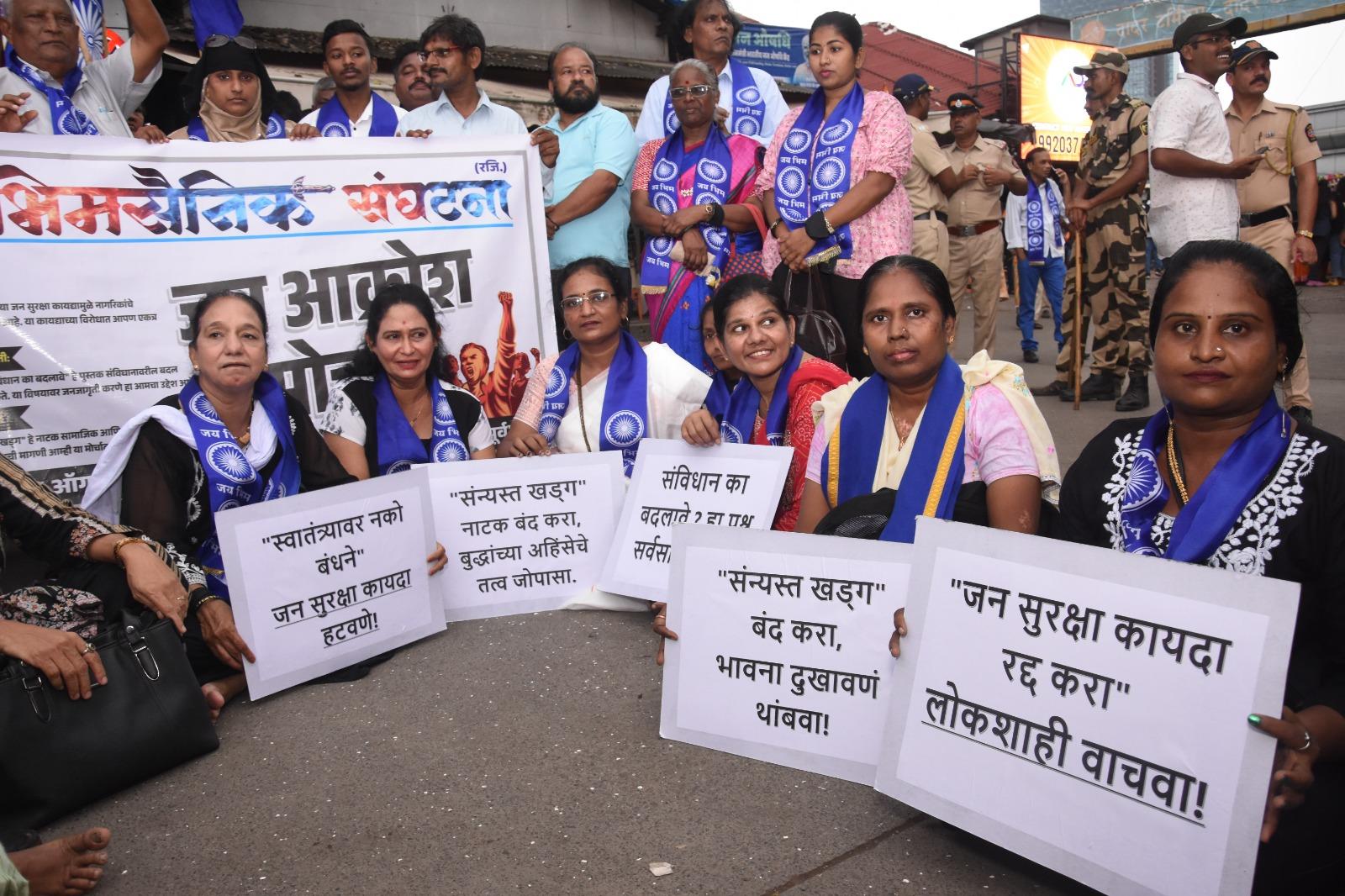 मार्च में बड़ी संख्या में कार्यकर्ता, नागरिक और विभिन्न सामाजिक समूहों के सदस्य शामिल हुए. मार्च पूरी तरह शांतिपूर्ण रहा और आयोजकों ने यह सुनिश्चित किया कि कानून-व्यवस्था का पालन हो. जगह-जगह पुलिस बल तैनात रहा, लेकिन माहौल नियंत्रण में रहा.