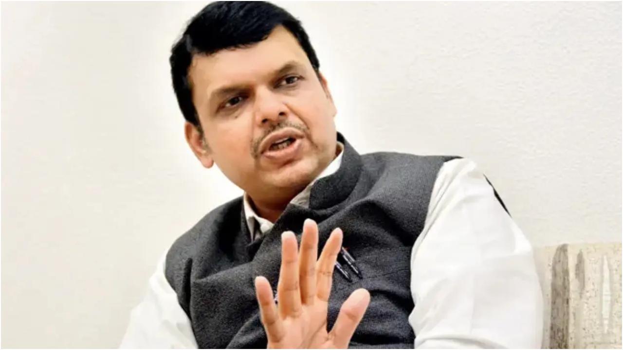 मुख्यमंत्री फडणवीस ने बेटी बचाओ बेटी पढ़ाओ, मुद्रा ऋण और लखपति दीदी योजना जैसी पहलों के माध्यम से महिलाओं की स्थिति में बदलाव लाने के लिए प्रधानमंत्री नरेंद्र मोदी की प्रशंसा की. फाइल फोटो