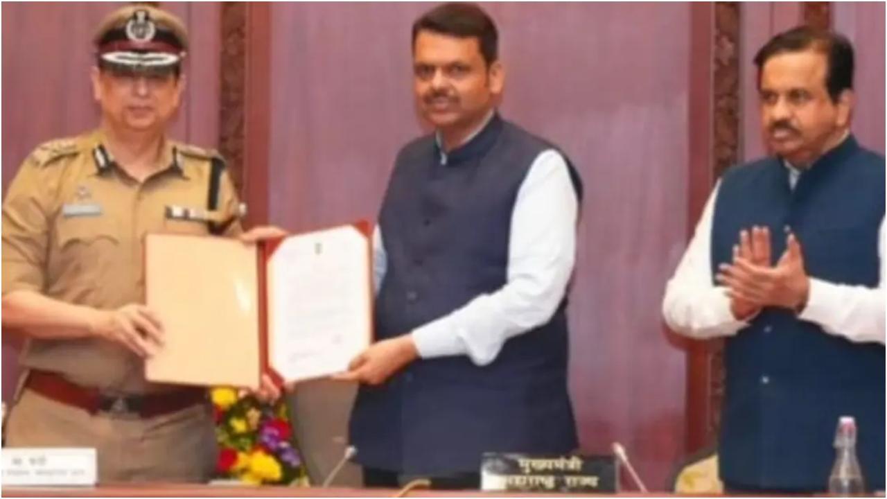 सीएम फड़णवीस ने एमबीवीवी पुलिस आयुक्तालय की सराहना की. चित्र/विशेष व्यवस्था समीउल्लाह खान के माध्यम से