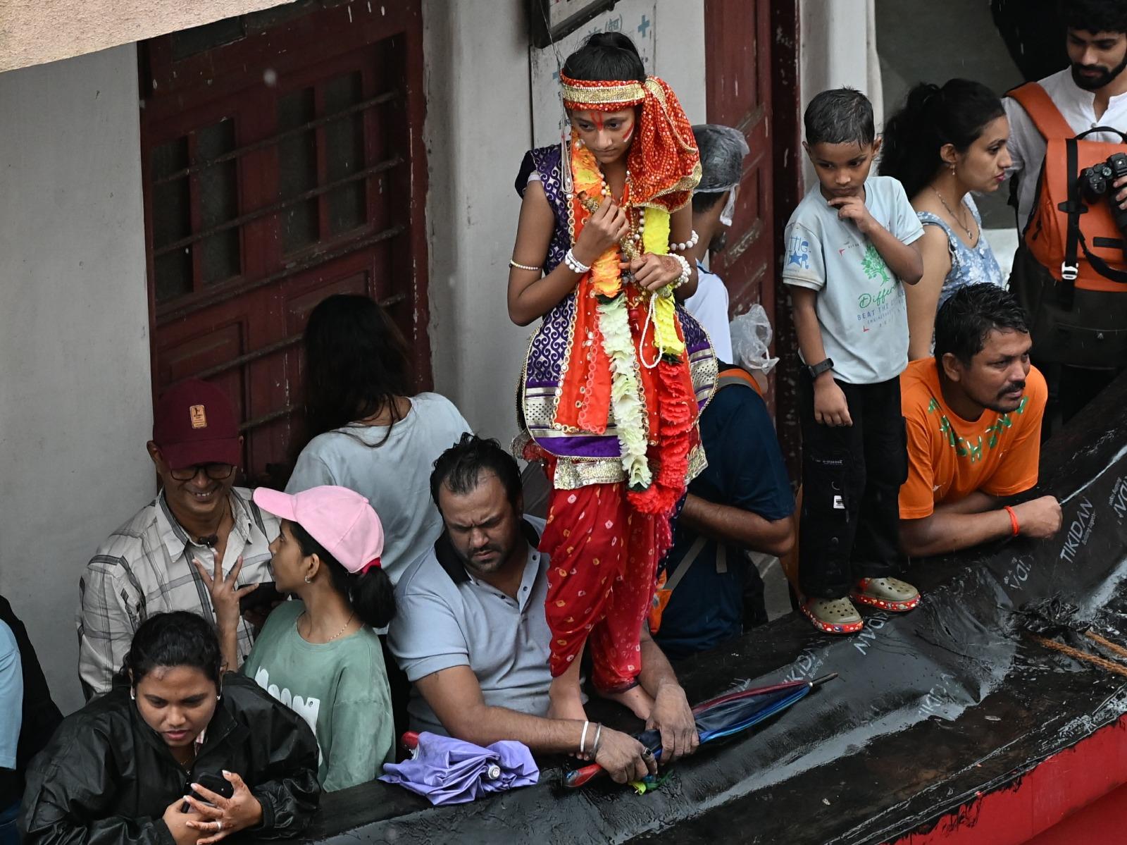 दूसरा हादसा अंधेरी (पूर्व) में हुआ, जहाँ गाँवदेवी गोविंदा पथक से जुड़े 14 वर्षीय रोहन मोहन वाल्वी की मौत हो गई. 