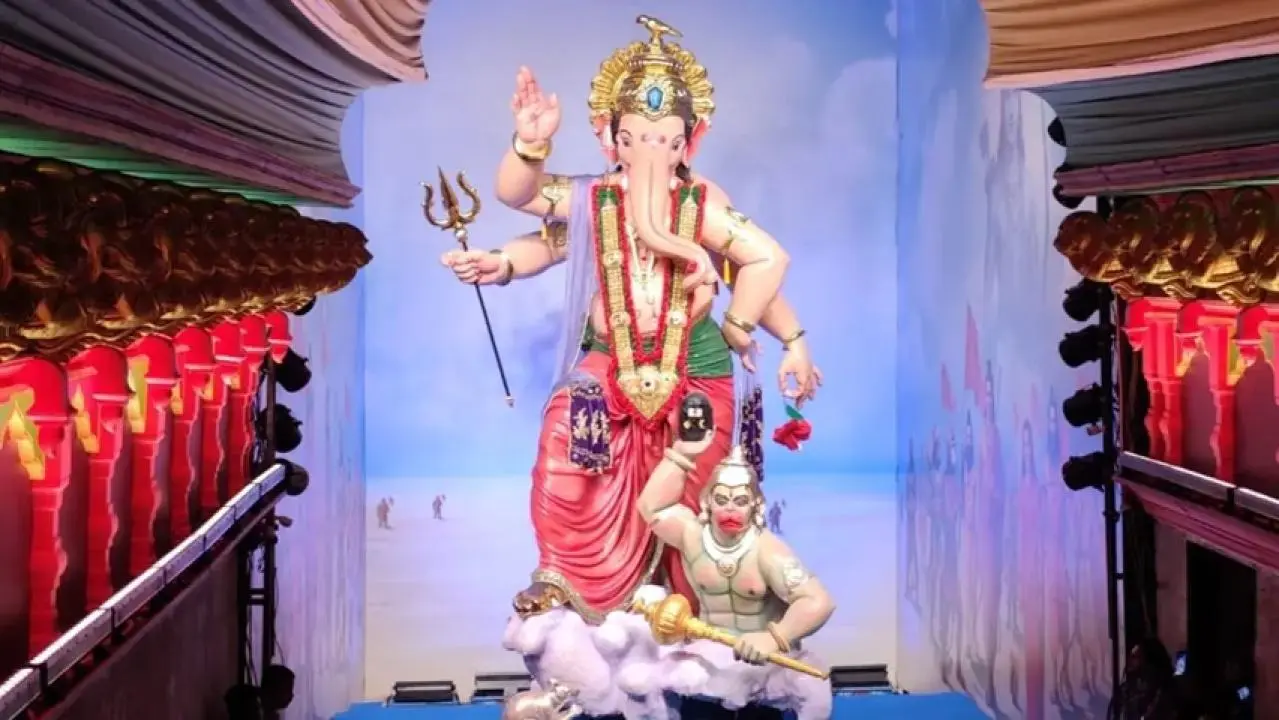 Iभक्तों की उमंग चरम पर, गणेशोत्सव से पहले मुंबईचा राजा की पहली झलक आई सामने