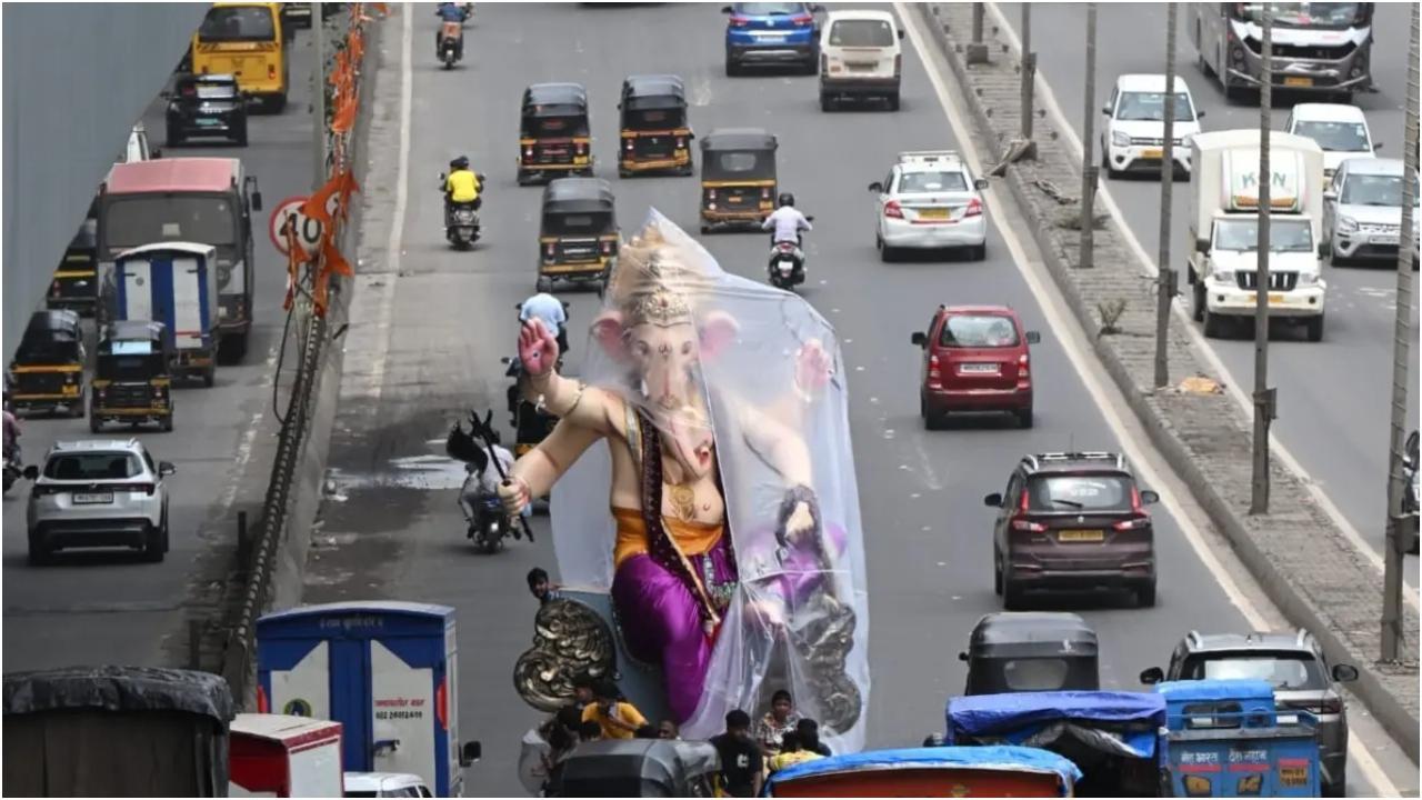 IGanesh festival 2025: मुंबई में ट्रैफिक डाइवर्जन और प्रतिबंध जारी