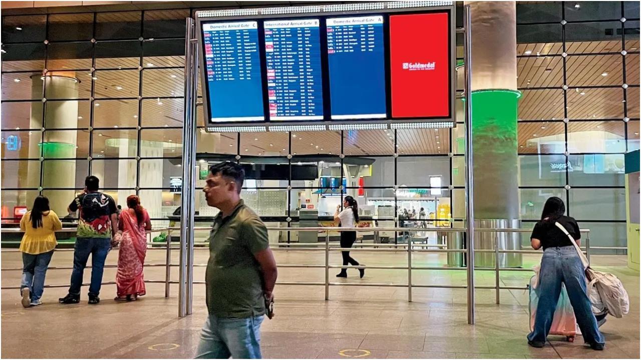 Iमुंबई एयरपोर्ट नेटवर्क फेल होने से एक घंटे बंद