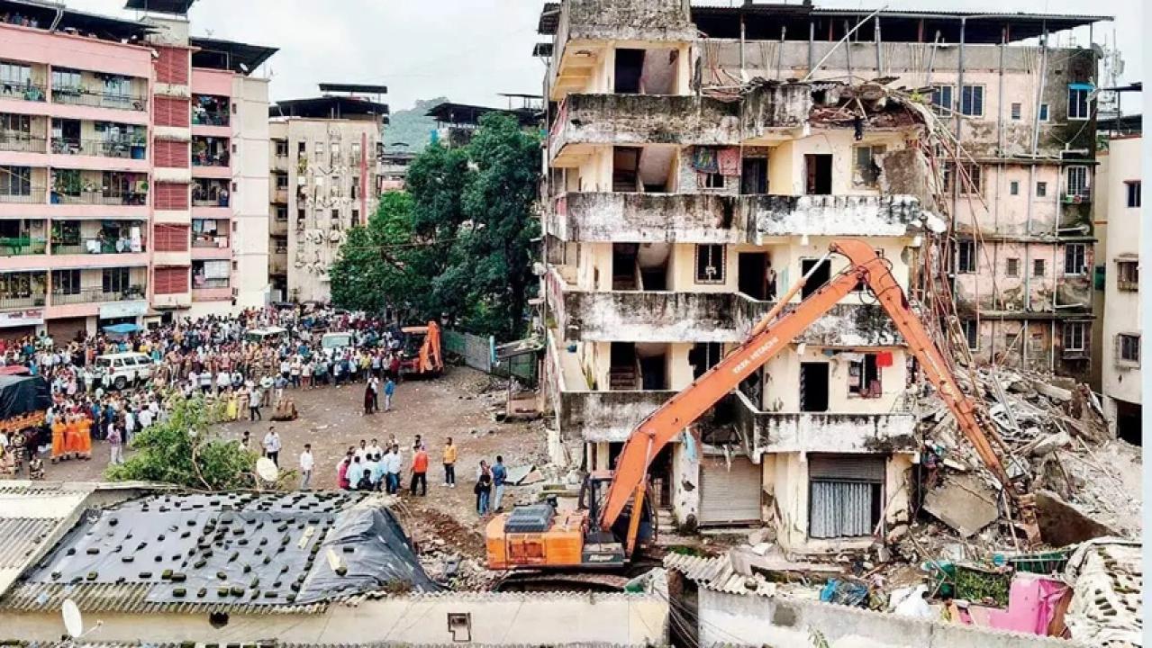 Iविरार हादसा: सात जानें गईं, अब बिल्डर और जमीन मालिक पर कसा शिकंजा